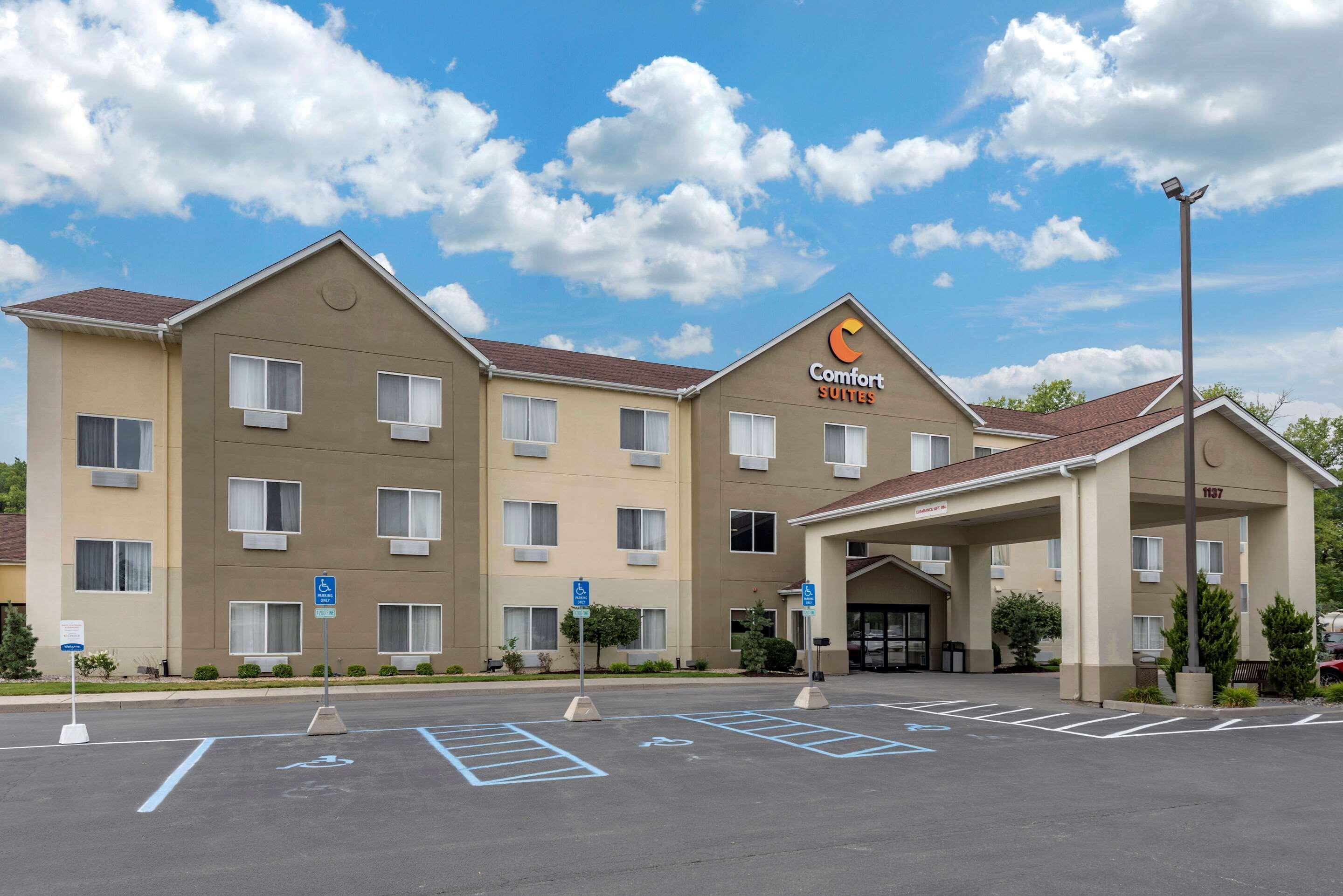 Comfort Suites Auburn Near I-69 Exterior photo